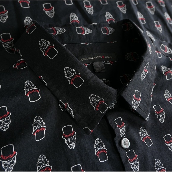 John Varvatos Other - John Varvatos Button Down L Slash Skull Top Hat Print Mens S/S Shirt Rock & Roll